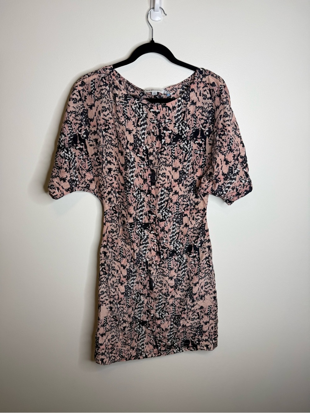 See By Chloé Pink and Black Abstract Print Mini Dress 100% silk size 6